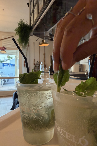 Cocteleria y sobremesa